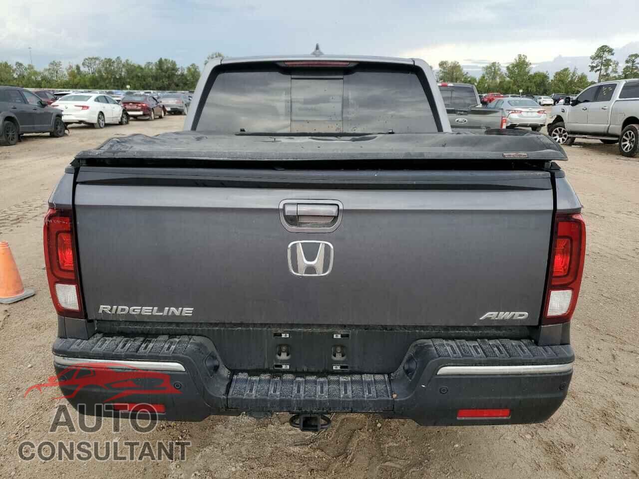 HONDA RIDGELINE 2018 - 5FPYK3F76JB012800