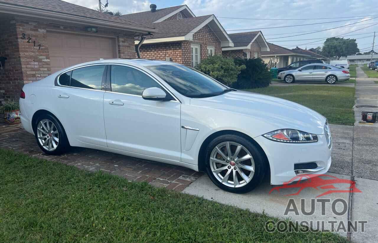 JAGUAR XF 2015 - SAJWA0FS4FPU43267
