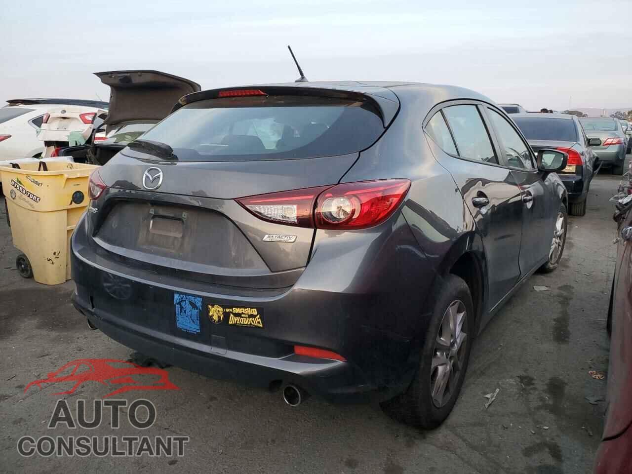 MAZDA 3 2017 - 3MZBN1K74HM113918