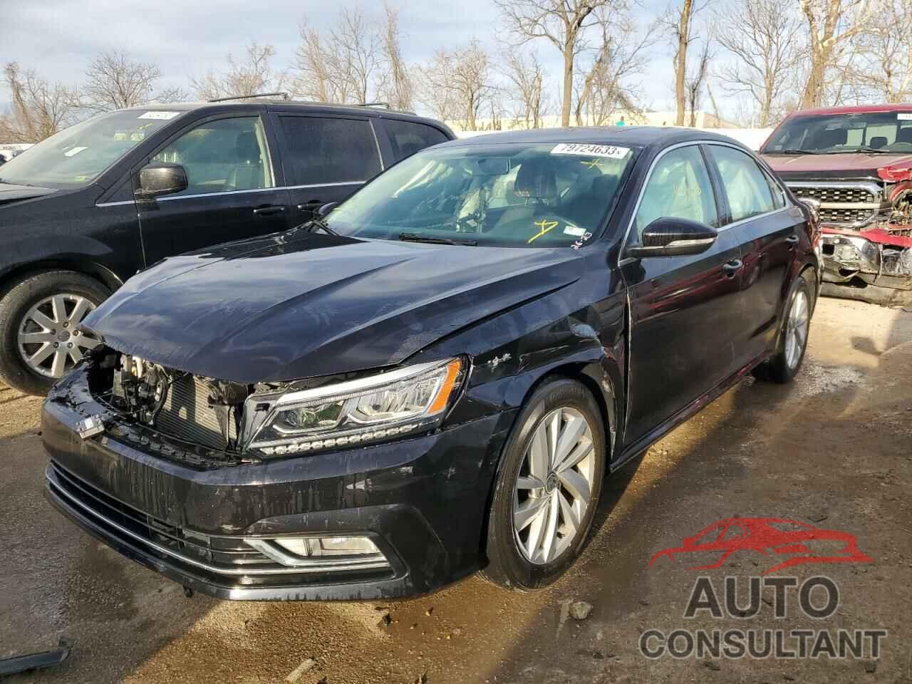 VOLKSWAGEN PASSAT 2018 - 1VWBA7A31JC049342