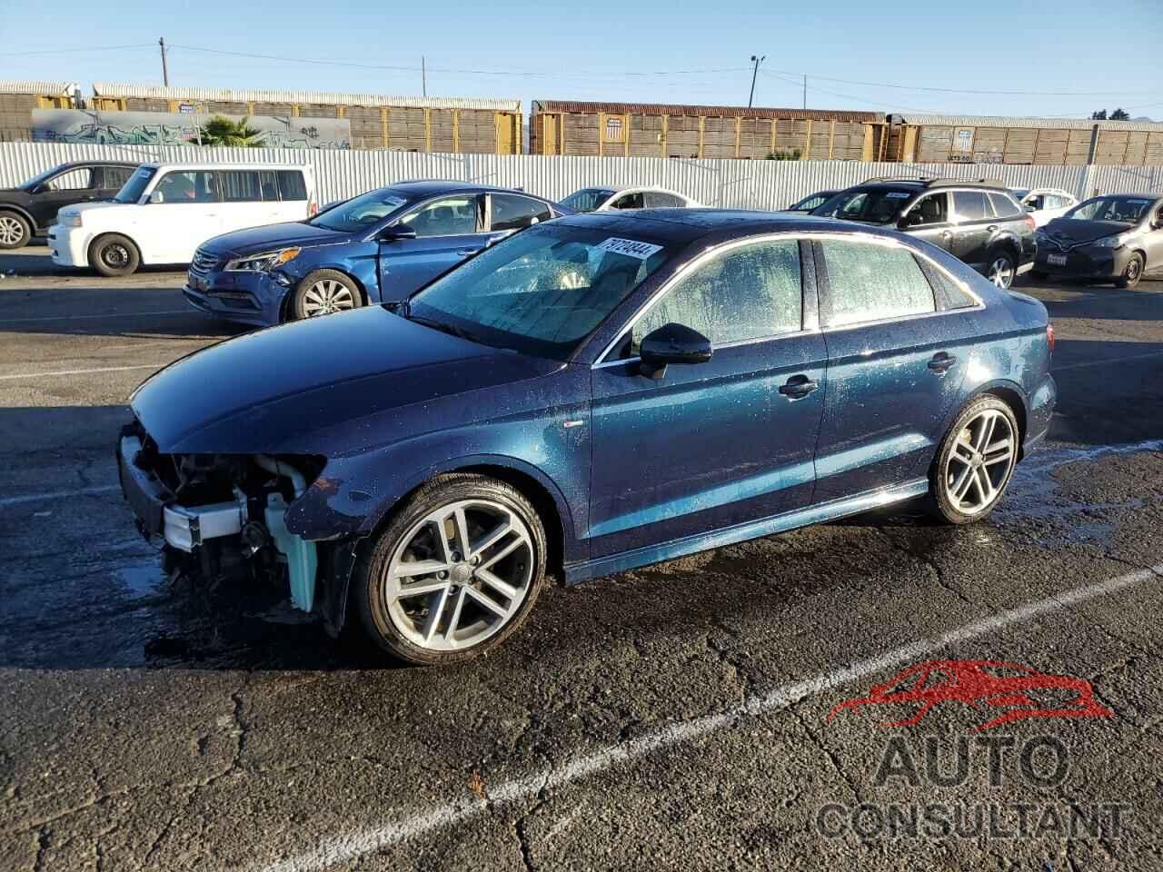 AUDI A3 2018 - WAUJ8GFF4J1052807