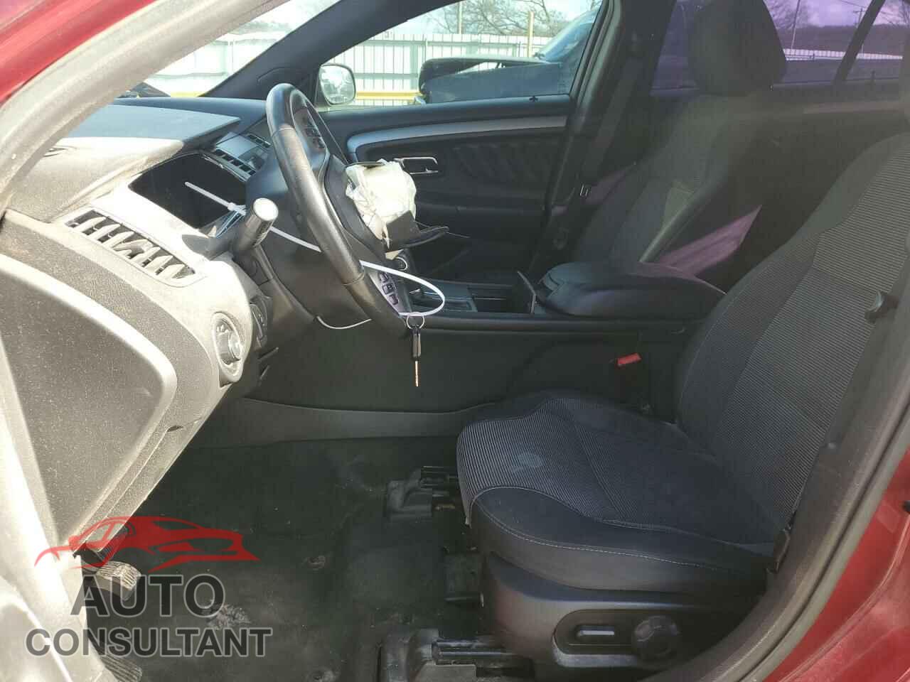 FORD TAURUS 2017 - 1FAHP2E82HG125860