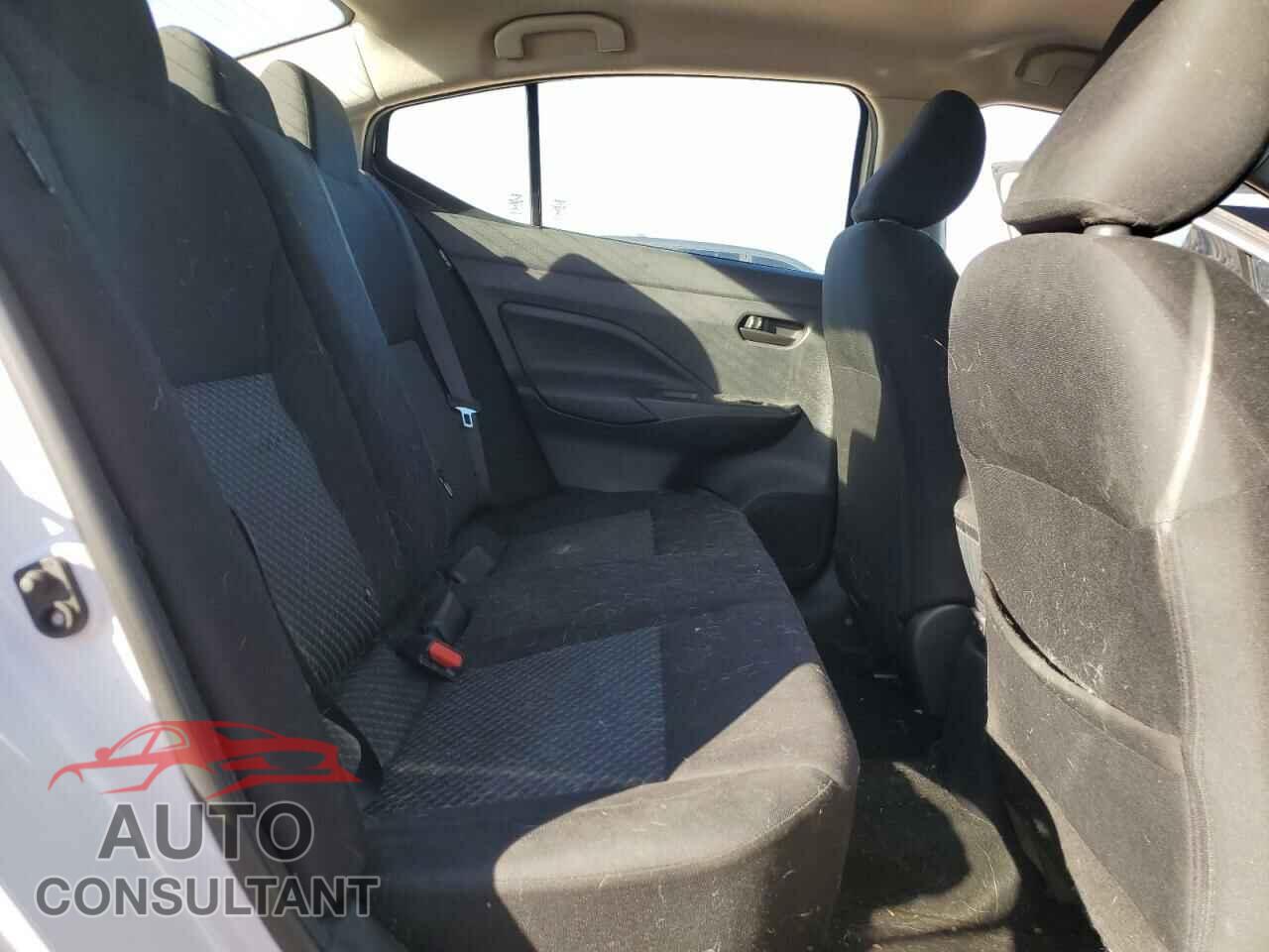 NISSAN VERSA 2021 - 3N1CN8DV1ML853473
