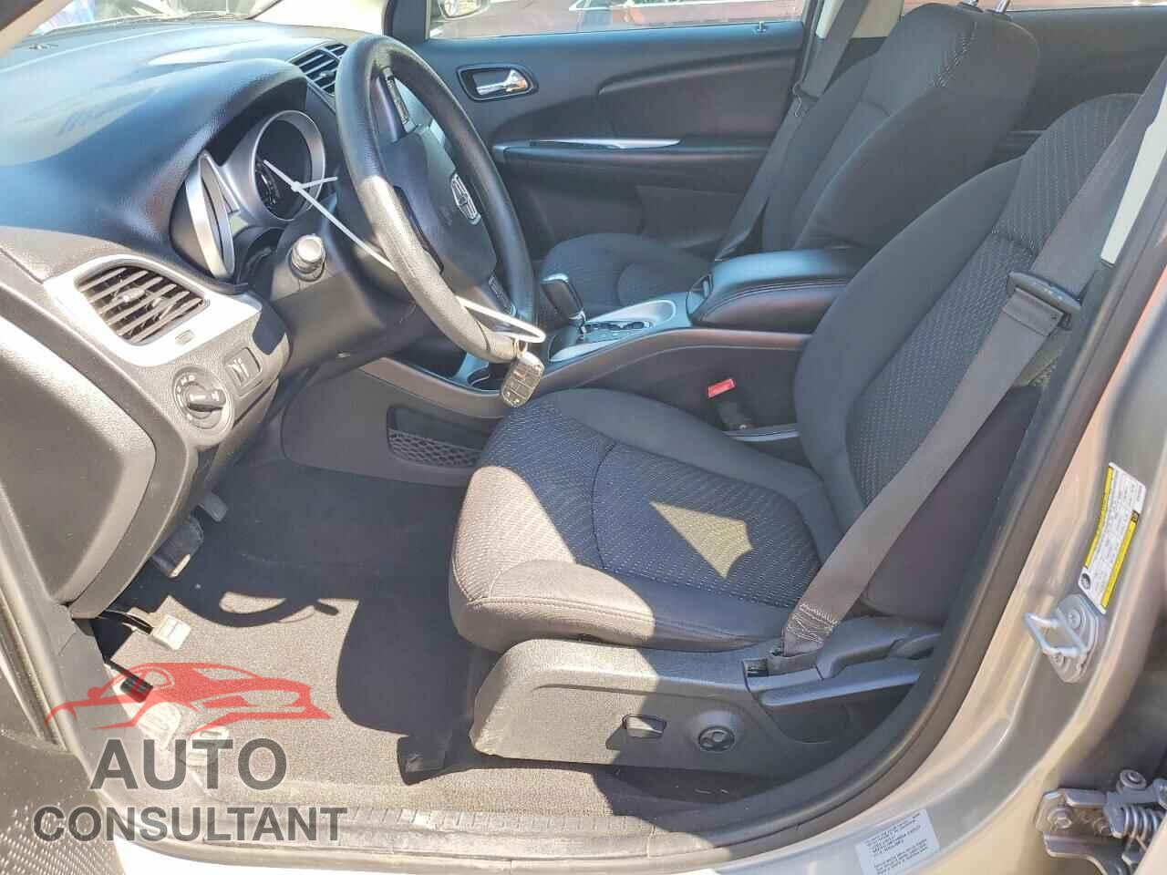 DODGE JOURNEY 2017 - 3C4PDCBG3HT576548