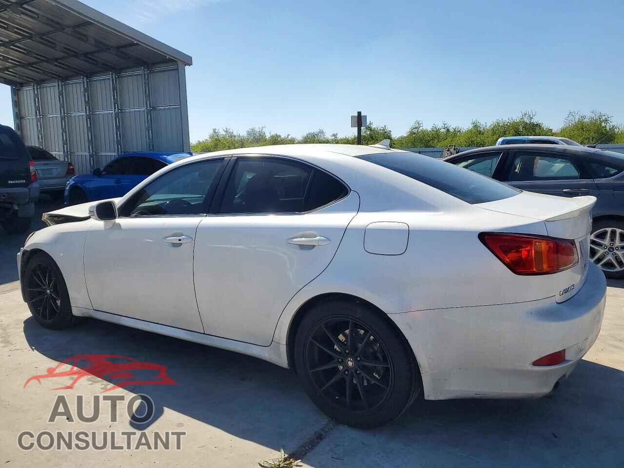 LEXUS IS 2009 - JTHBK262695089417