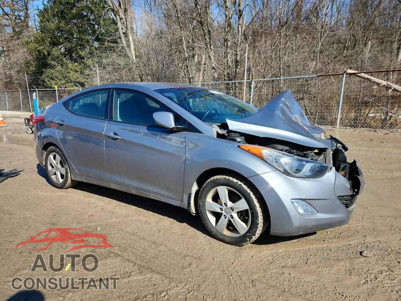 HYUNDAI ELANTRA 2013 - KMHDH4AE5DU985241