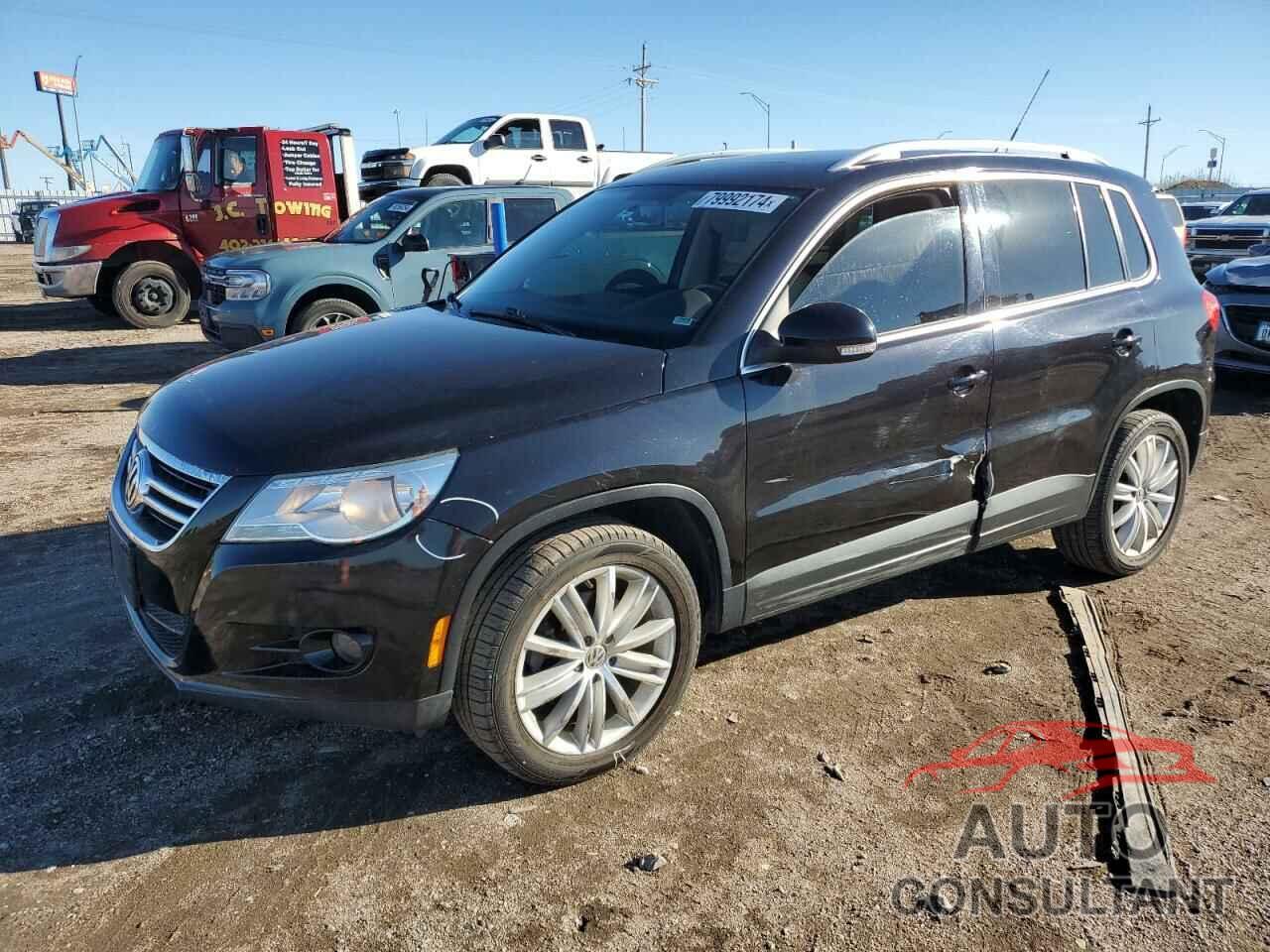 VOLKSWAGEN TIGUAN 2011 - WVGBV7AX7BW516382