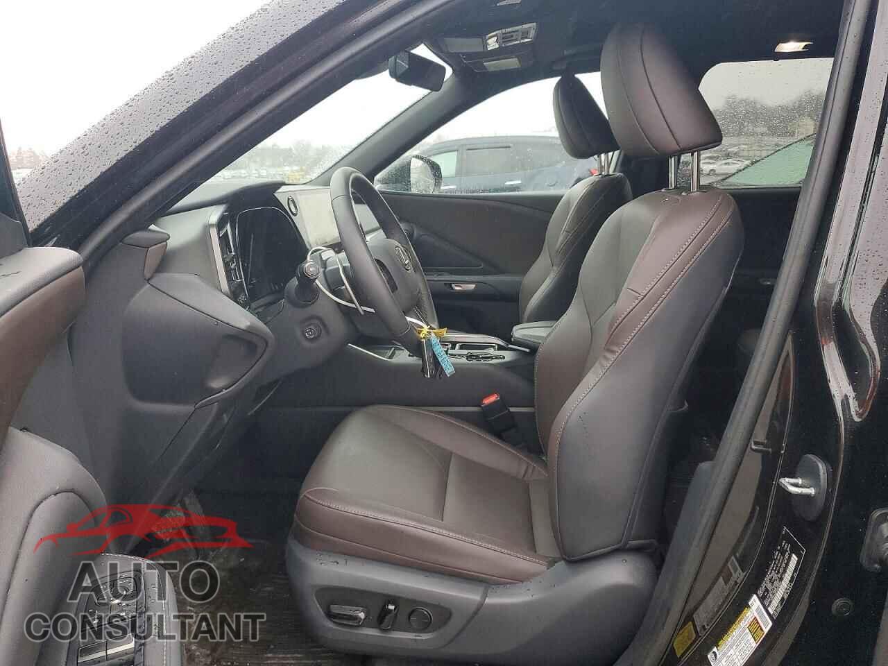 LEXUS UNKNOWN 2024 - 5TDAAAB67RS016389