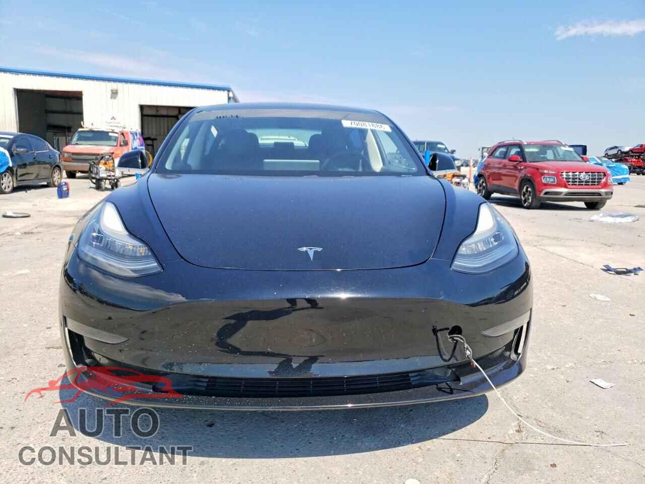 TESLA MODEL 3 2019 - 5YJ3E1EA4KF482899