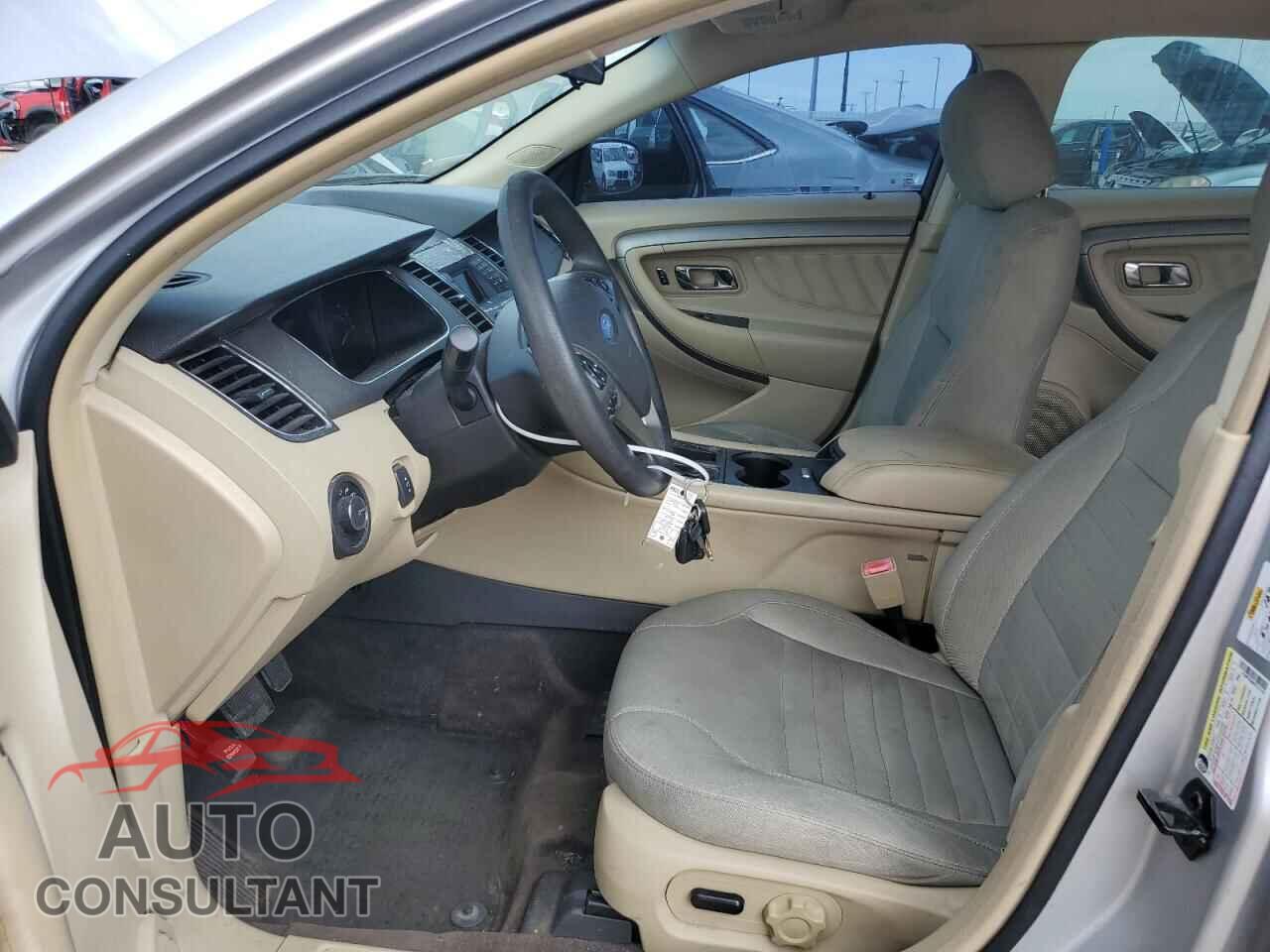 FORD TAURUS 2015 - 1FAHP2D88FG121343