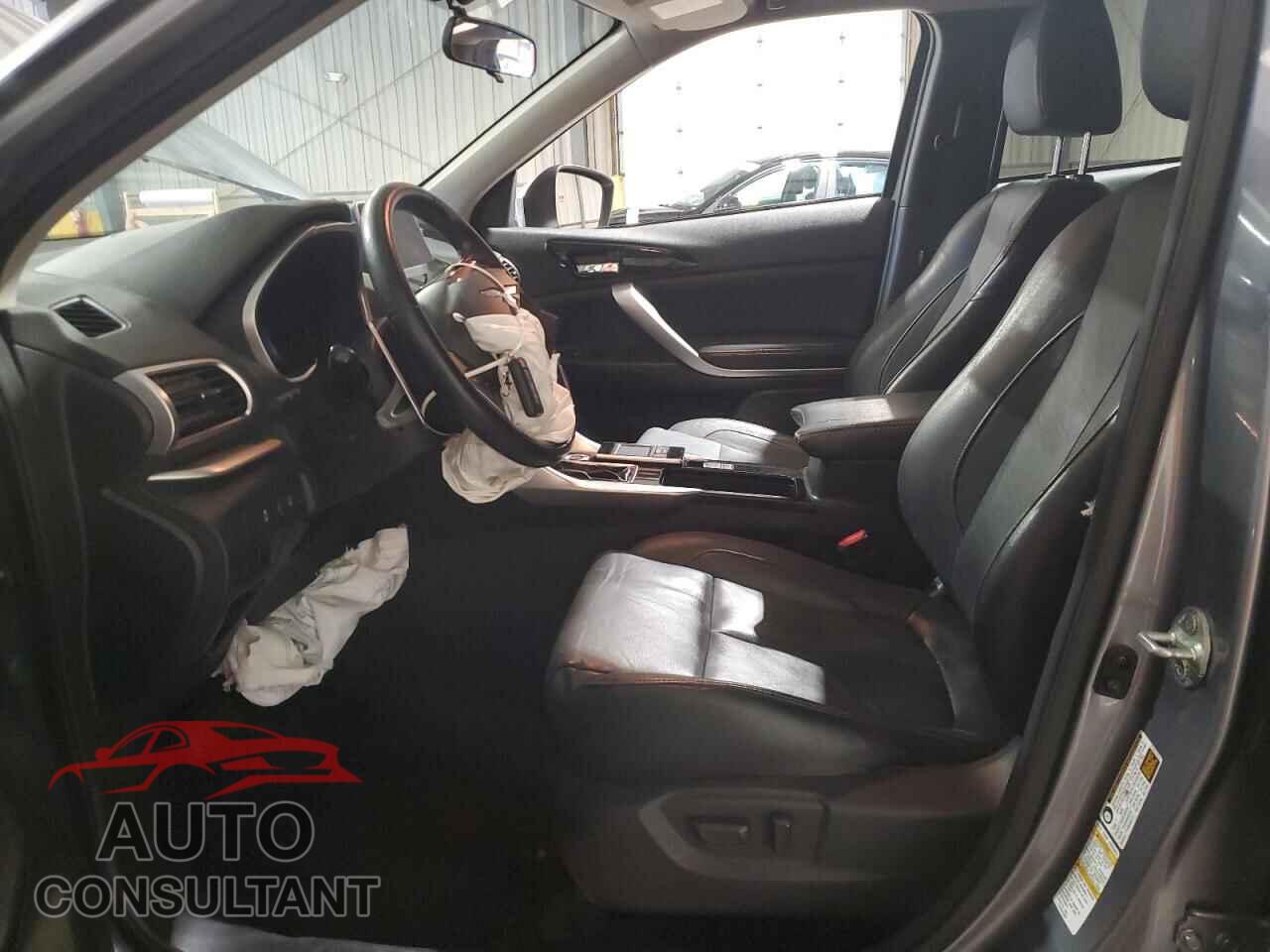 MITSUBISHI ECLIPSE 2018 - JA4AT5AA4JZ056191