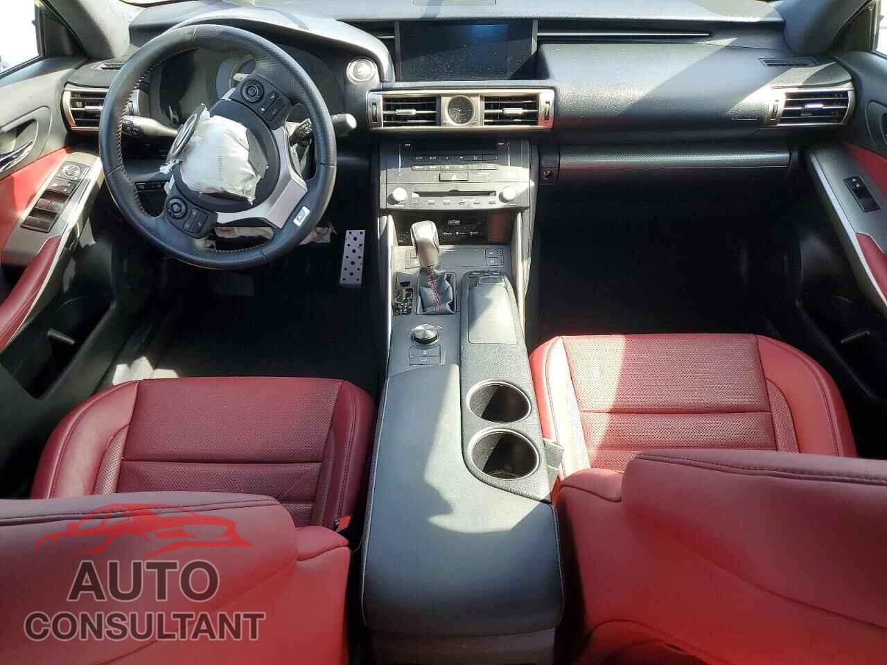 LEXUS IS 2016 - JTHBE1D22G5022928
