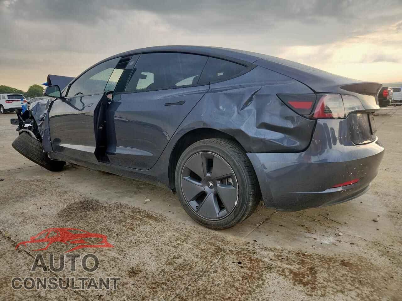 TESLA MODEL 3 2022 - 5YJ3E1EAXNF102775