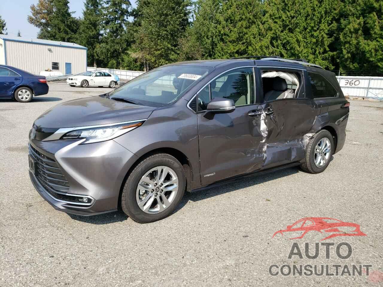 TOYOTA SIENNA 2021 - 5TDZSKFC0MS012828