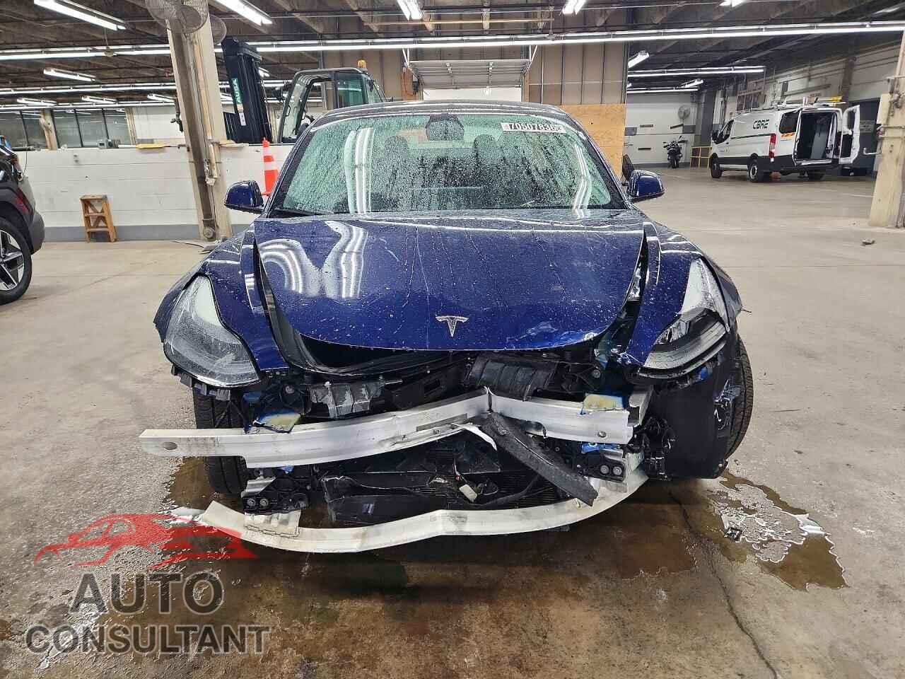 TESLA MODEL 3 2022 - 5YJ3E1EA7NF370716
