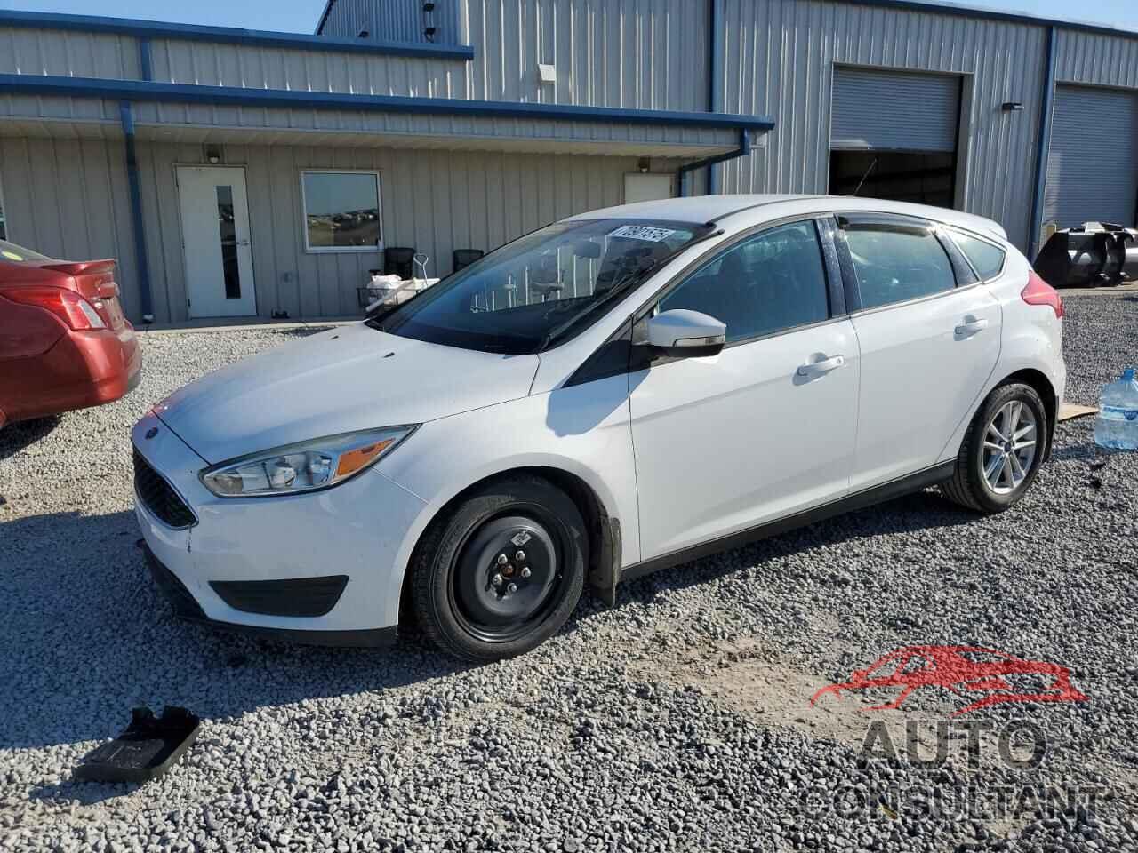 FORD FOCUS 2016 - 1FADP3K29GL267102