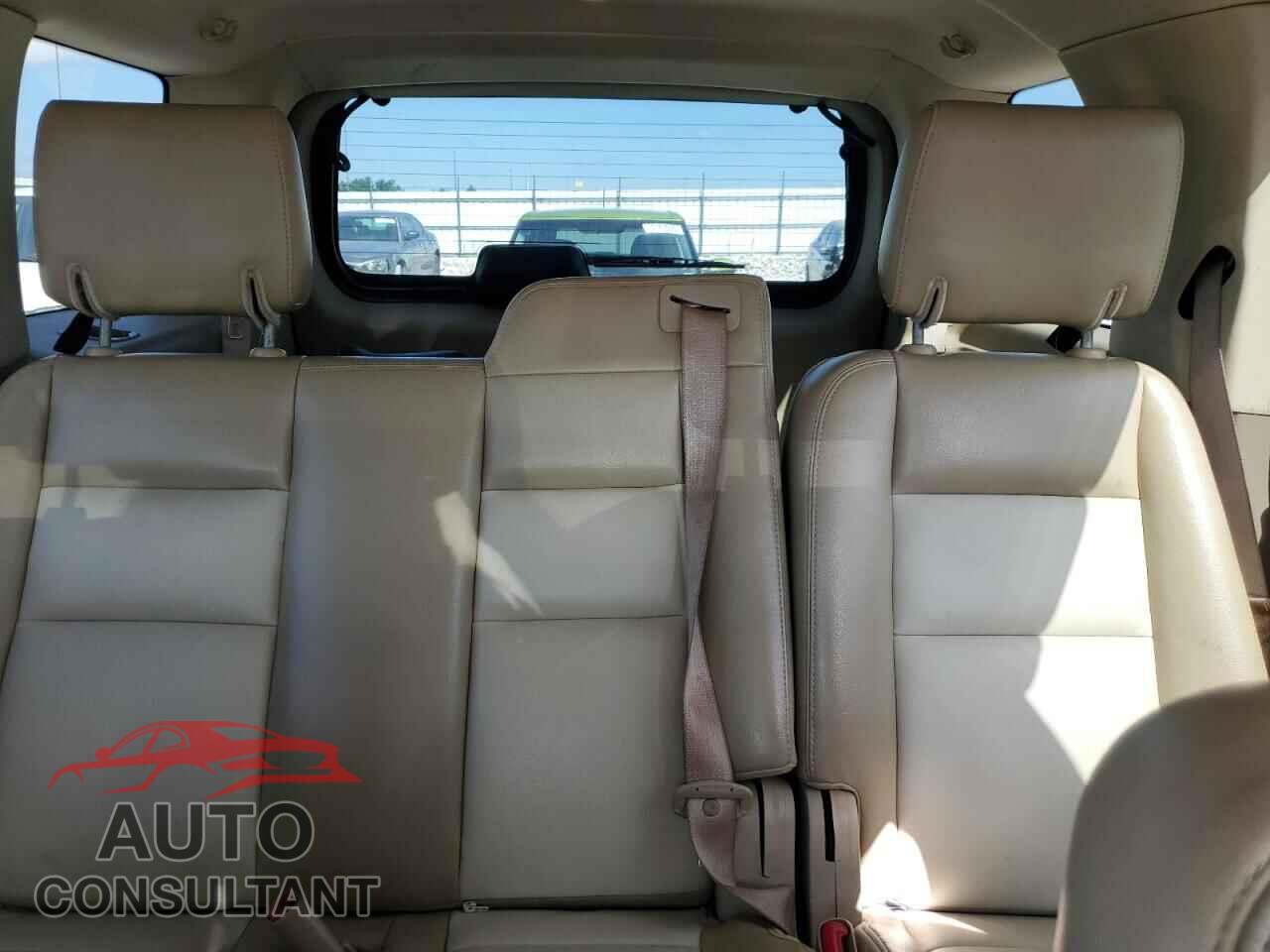 FORD EXPLORER 2010 - 1FMEU7E85AUA61528