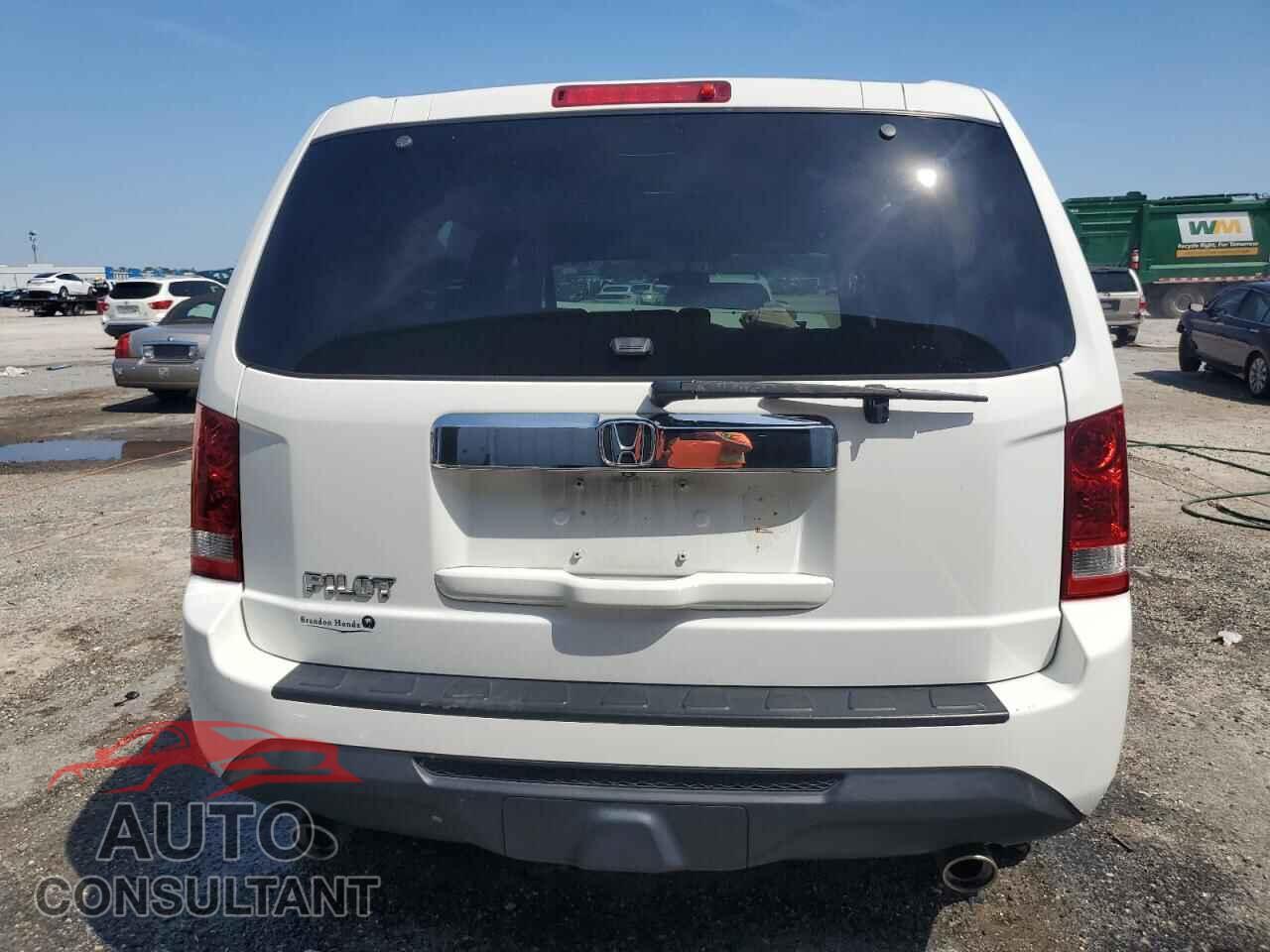 HONDA PILOT 2015 - 5FNYF3H40FB019992