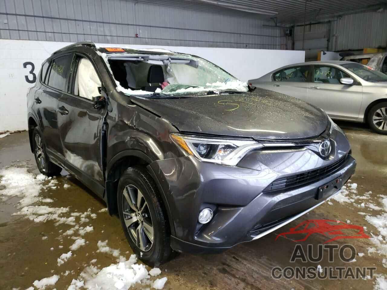 TOYOTA RAV4 2018 - JTMRFREV4JJ239349