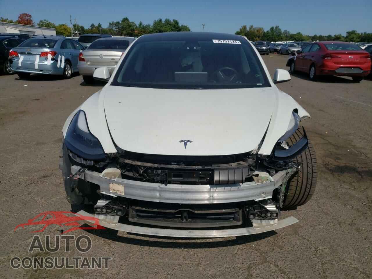 TESLA MODEL 3 2021 - 5YJ3E1EB3MF978952
