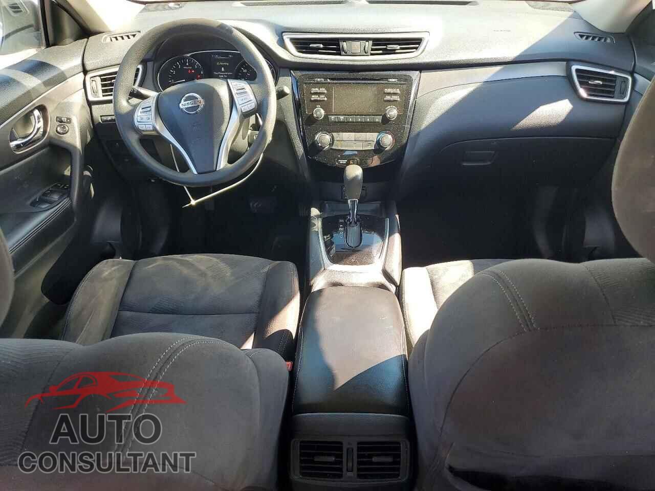 NISSAN ROGUE 2015 - KNMAT2MT6FP533532