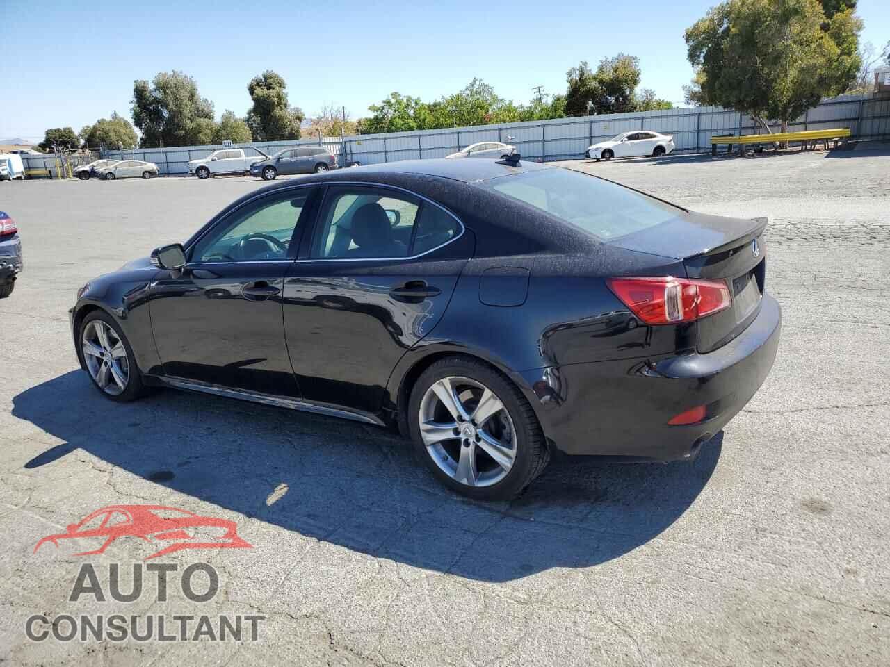 LEXUS IS 2012 - JTHBE5C25C5028533