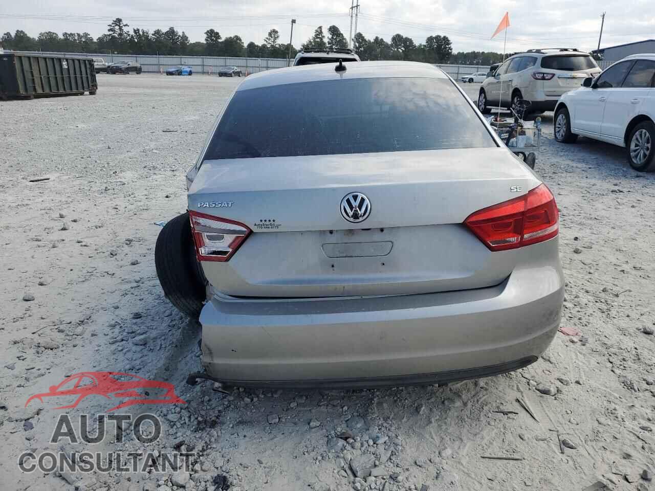 VOLKSWAGEN PASSAT 2014 - 1VWBP7A32EC006410