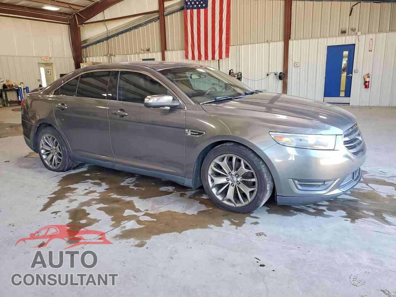FORD TAURUS 2013 - 1FAHP2F82DG110042