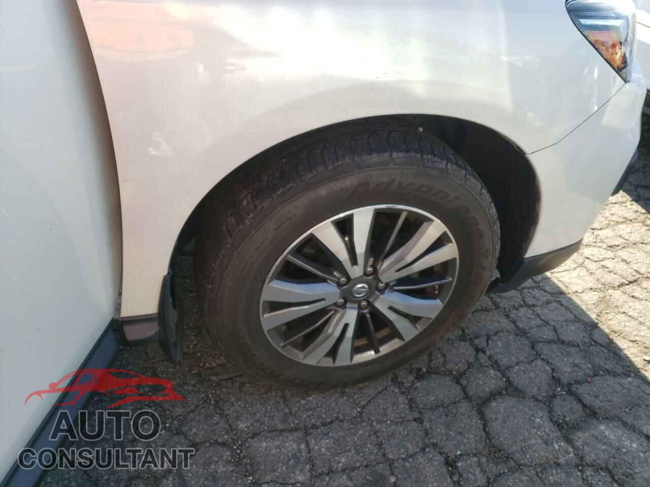 NISSAN PATHFINDER 2017 - 5N1DR2MN9HC908722