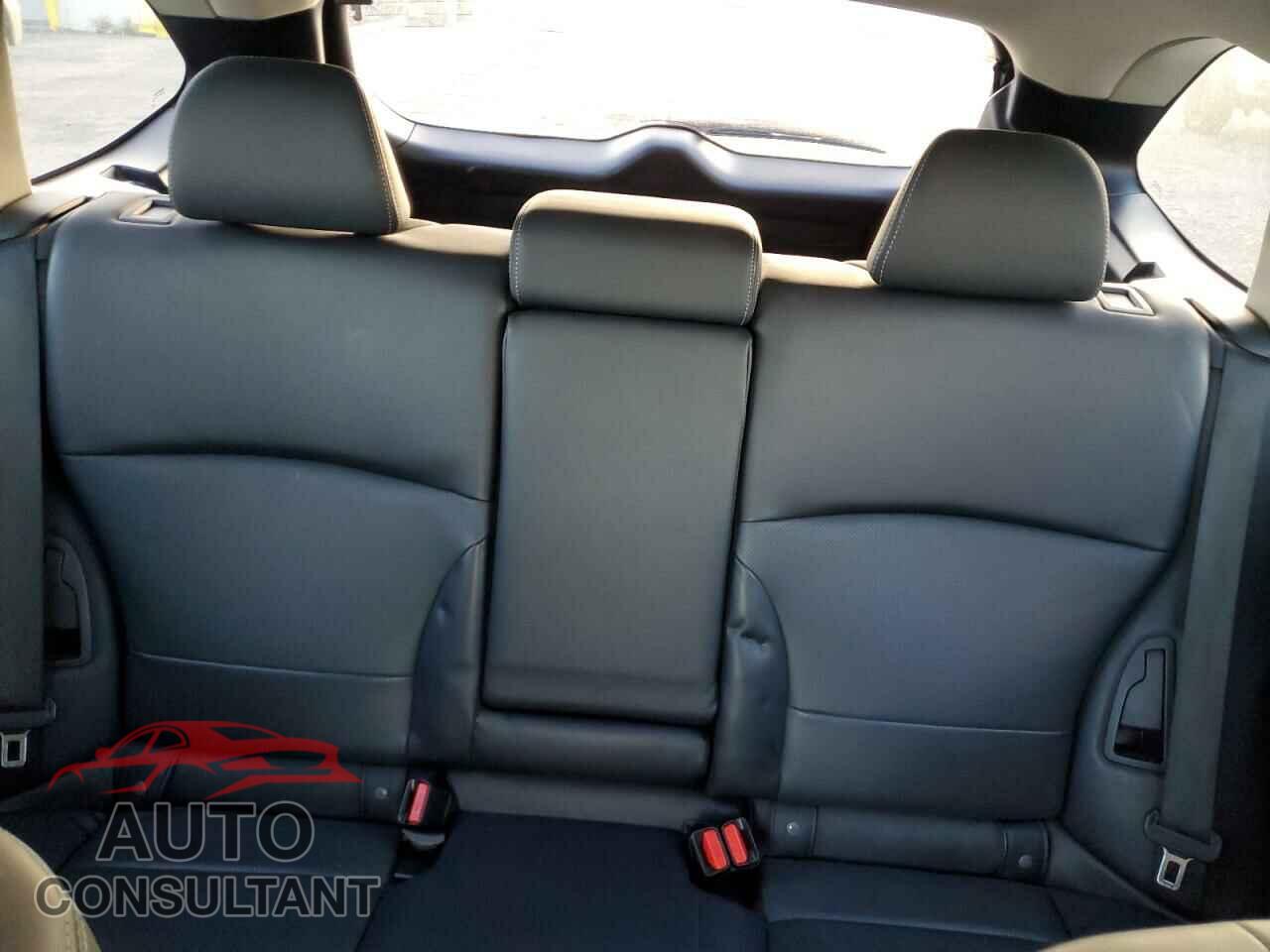 SUBARU OUTBACK 2017 - 4S4BSANC7H3363137