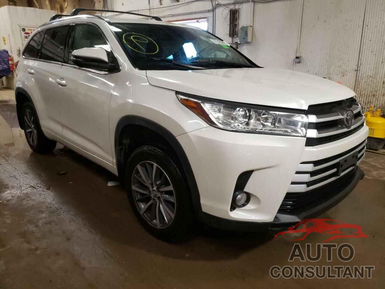 TOYOTA HIGHLANDER 2017 - 5TDJZRFH8HS396845