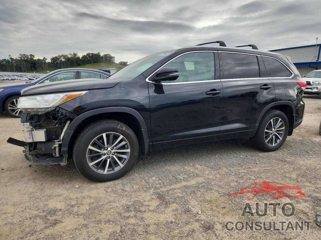 TOYOTA HIGHLANDER 2017 - 5TDJZRFH0HS511146