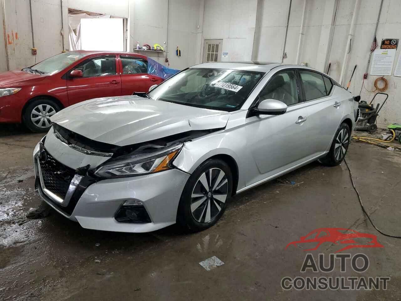 NISSAN ALTIMA 2019 - 1N4BL4EV4KC243216