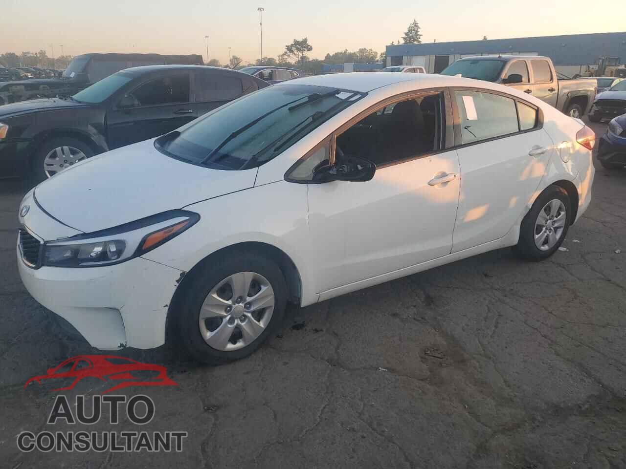 KIA FORTE 2017 - 3KPFK4A77HE028047