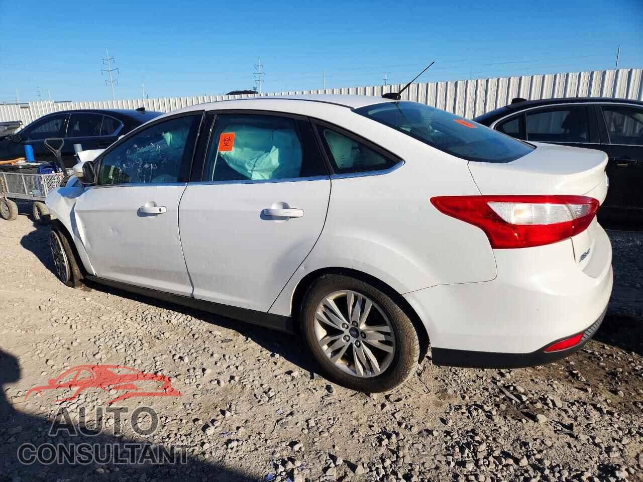 FORD FOCUS 2012 - 1FAHP3H26CL470368