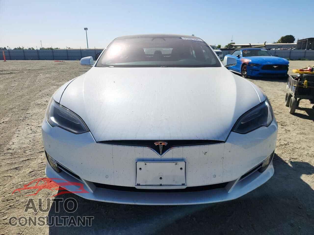 TESLA MODEL S 2018 - 5YJSA1E20JF281760