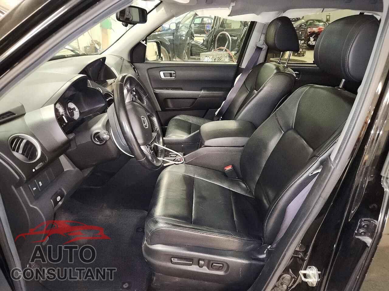 HONDA PILOT 2012 - 5FNYF4H93CB055950