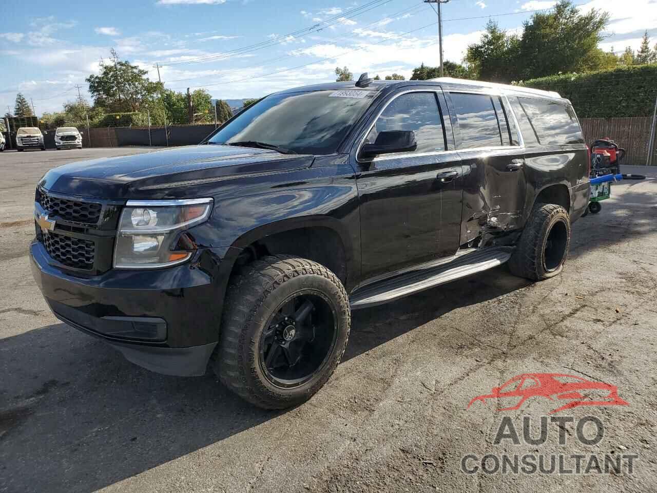 CHEVROLET SUBURBAN 2017 - 1GNSCHKC2HR110519