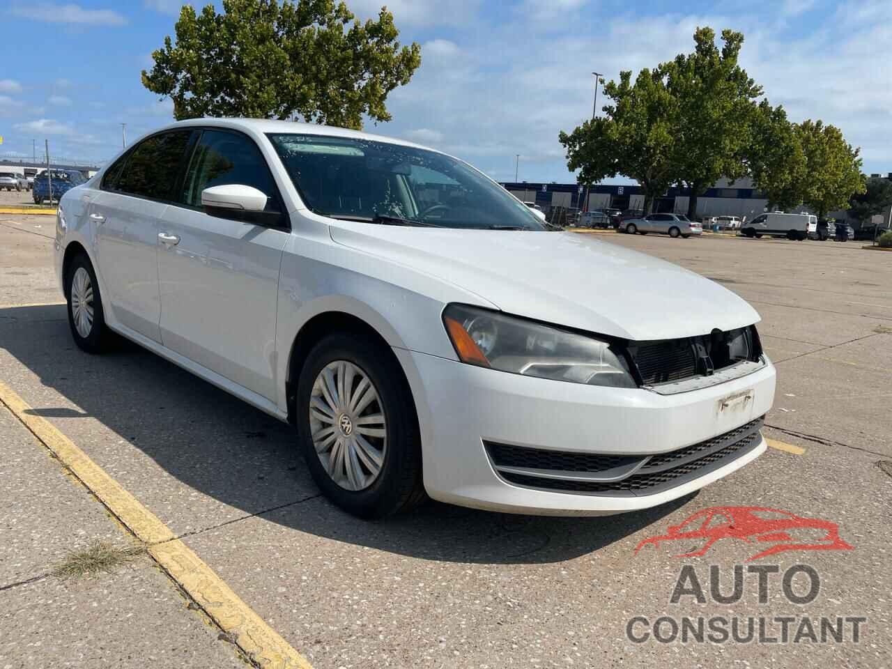 VOLKSWAGEN PASSAT 2014 - 1VWAT7A33EC030383