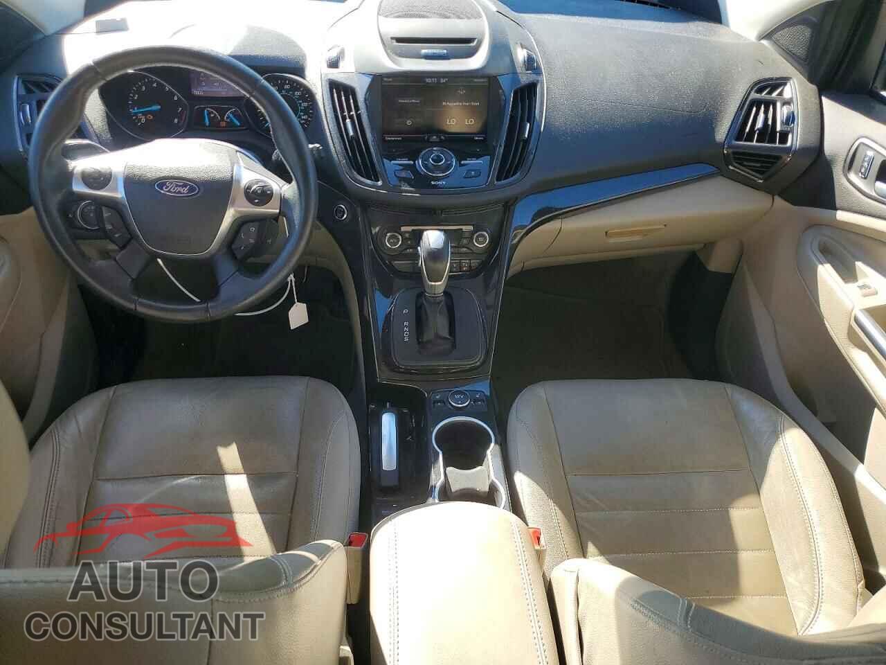 FORD ESCAPE 2014 - 1FMCU0J99EUE34184