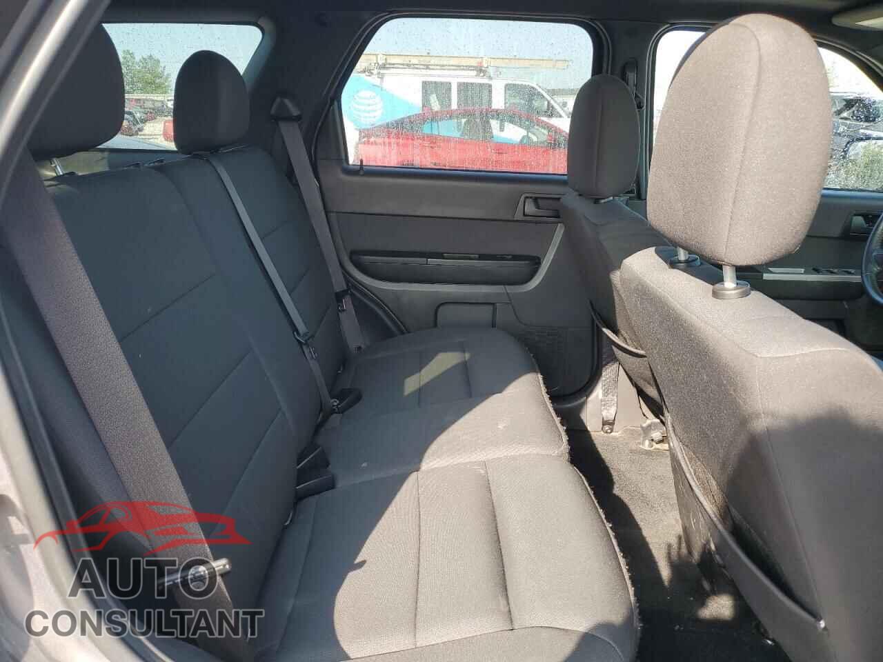 FORD ESCAPE 2011 - 1FMCU9DG6BKB83727