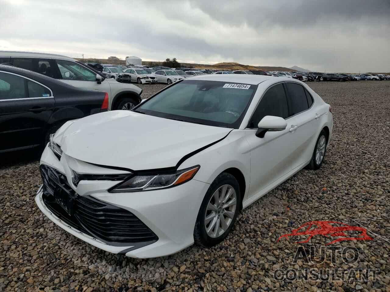 TOYOTA CAMRY 2018 - JTNB11HK2J3006590