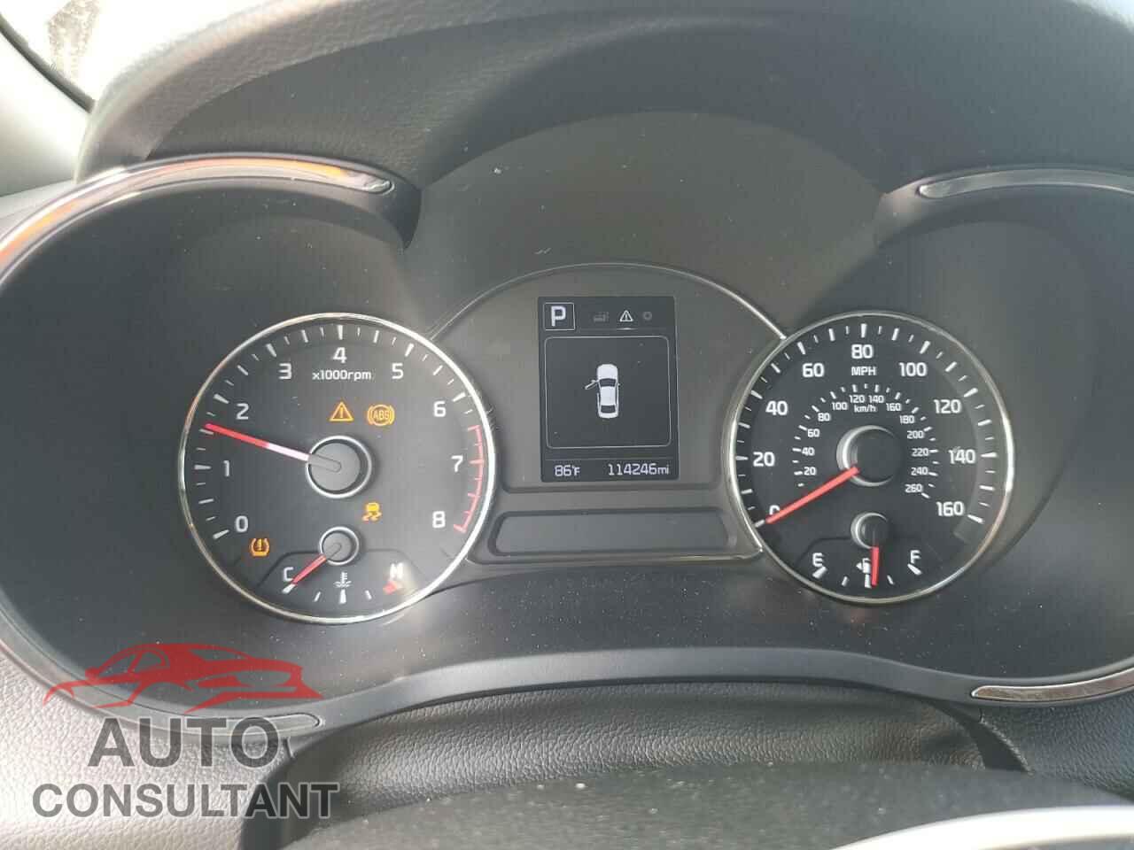 KIA FORTE 2017 - 3KPFL4A74HE056529