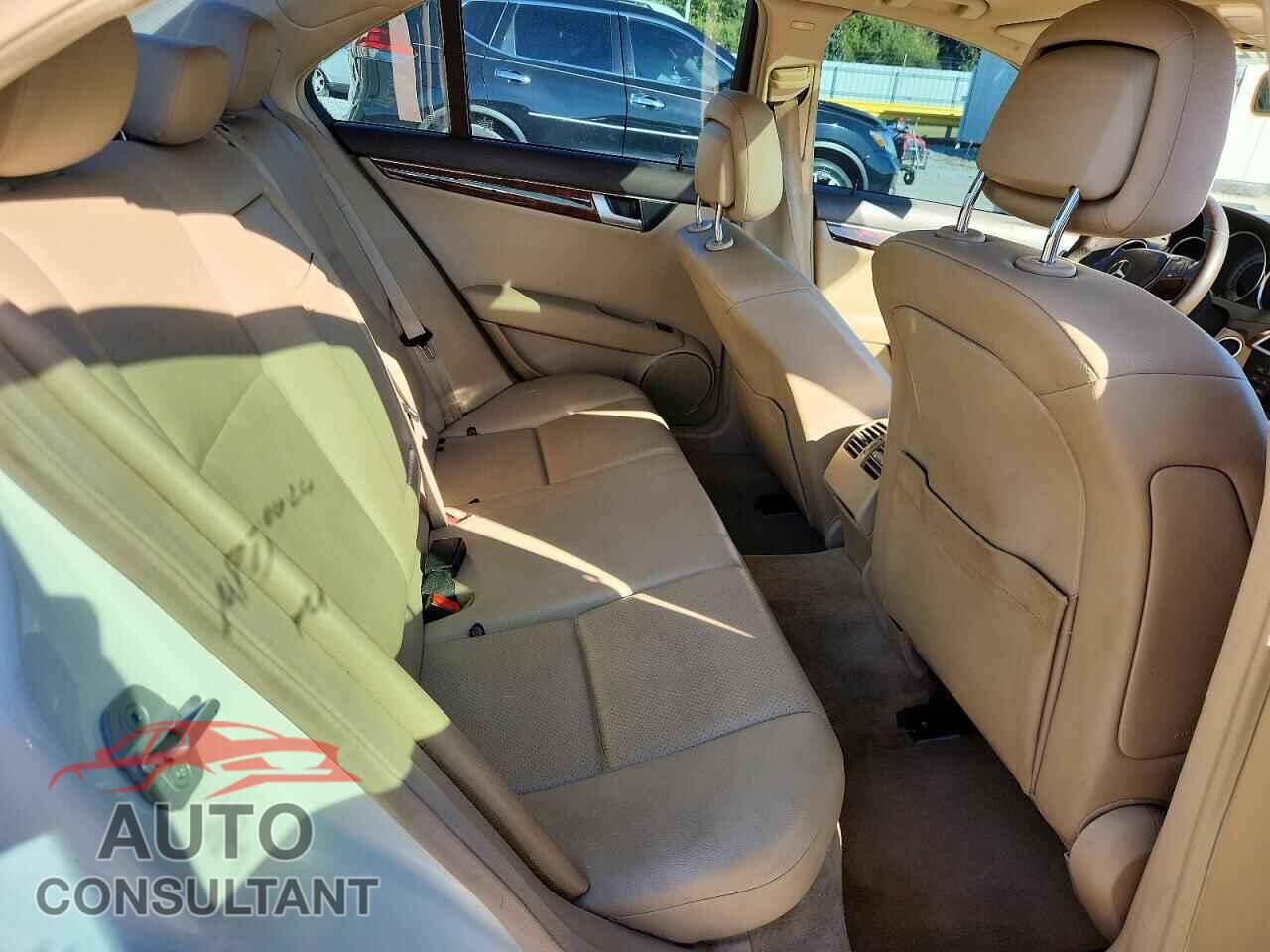 MERCEDES-BENZ C-CLASS 2012 - WDDGF8BB7CR202012