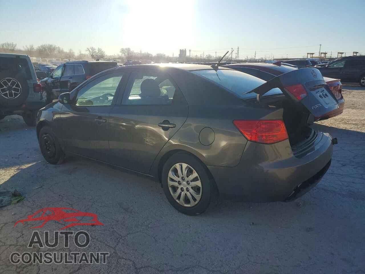KIA FORTE 2011 - KNAFU4A20B5450126