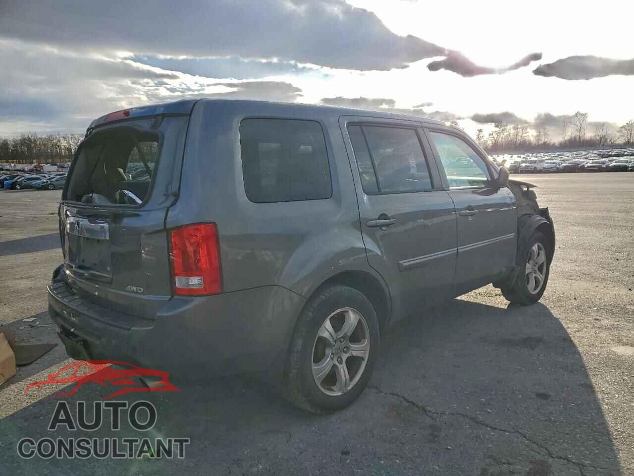 HONDA PILOT 2012 - 5FNYF4H52CB013489