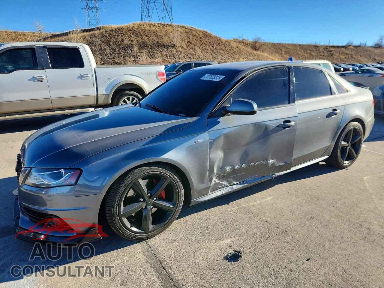 AUDI A4 2012 - WAUFFAFL8CN013437