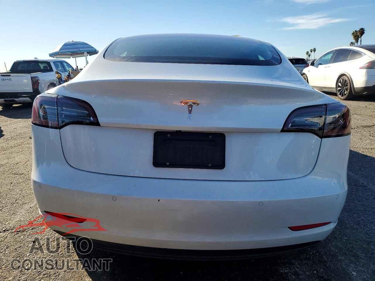 TESLA MODEL 3 2022 - 5YJ3E1EA5NF173981