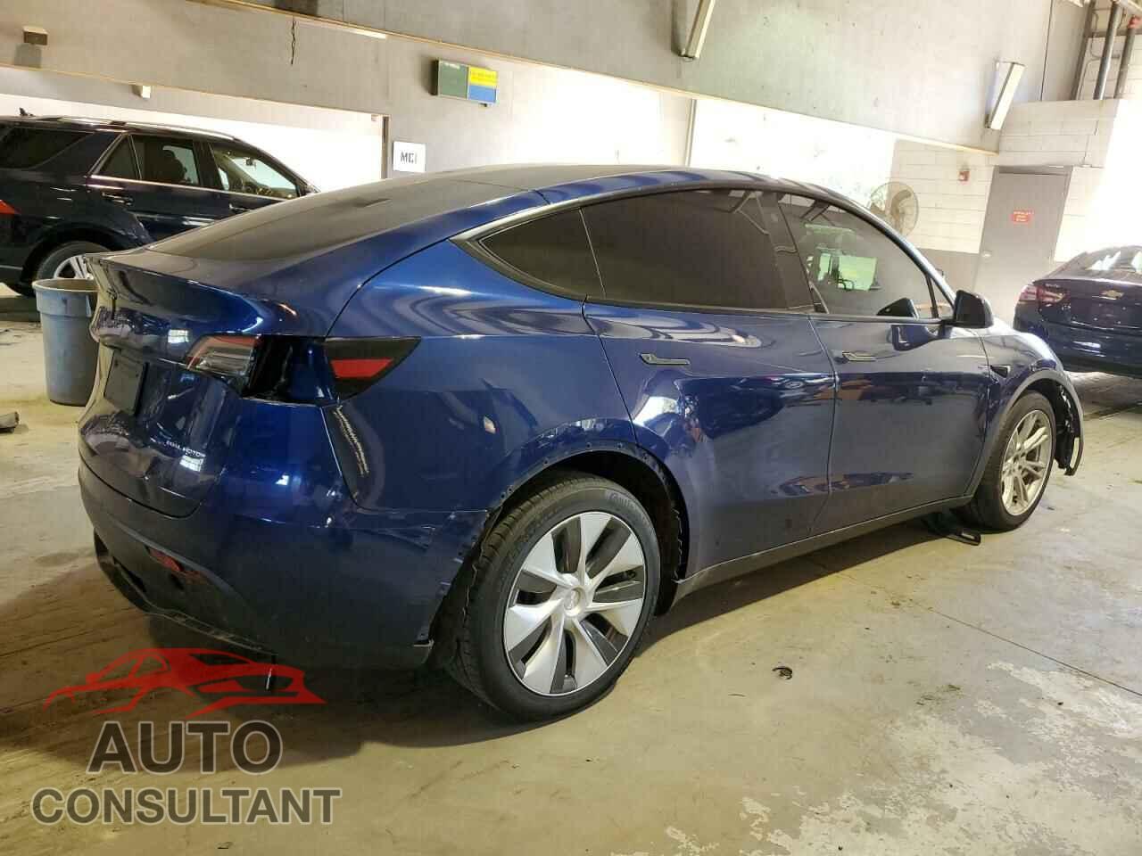 TESLA MODEL Y 2021 - 5YJYGDEE3MF190880