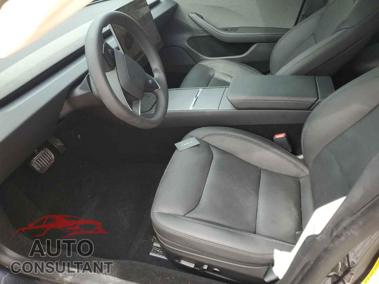 TESLA MODEL 3 2024 - 5YJ3E1EA5RF757691